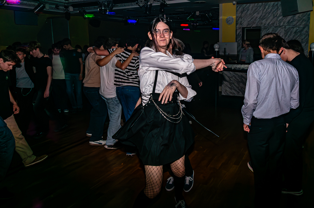 20251206Huckepackparty unbenannte Fotosession 099161